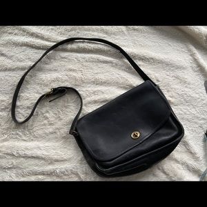 COACH vintage cross body black leather bag